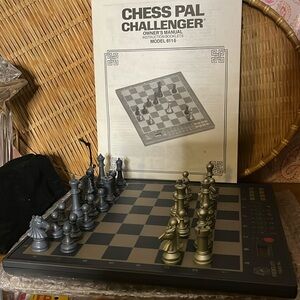 😄Chess Pal electronic chess game 1970